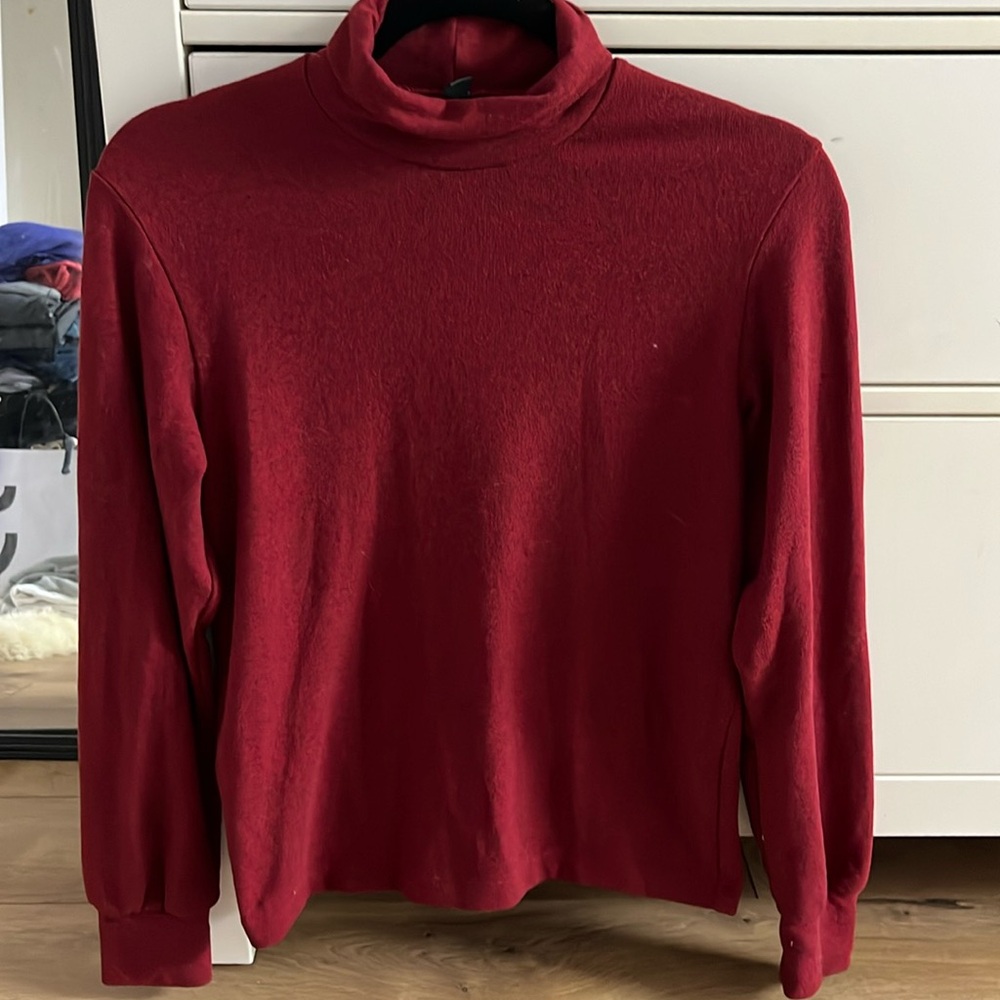 Uniqlo Turtleneck Top
